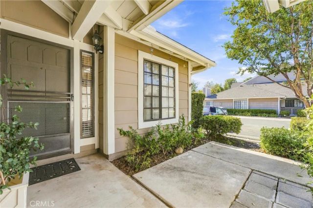 5049 E Almond Avenue 4, Orange, CA 92869