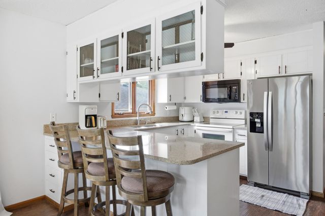 421 Rensvold Boulevard, Moorhead, MN 56560