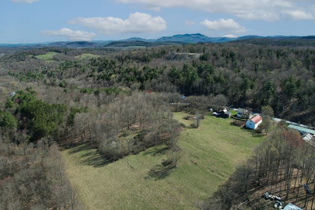 416 Upper Road, Poultney, VT 05764