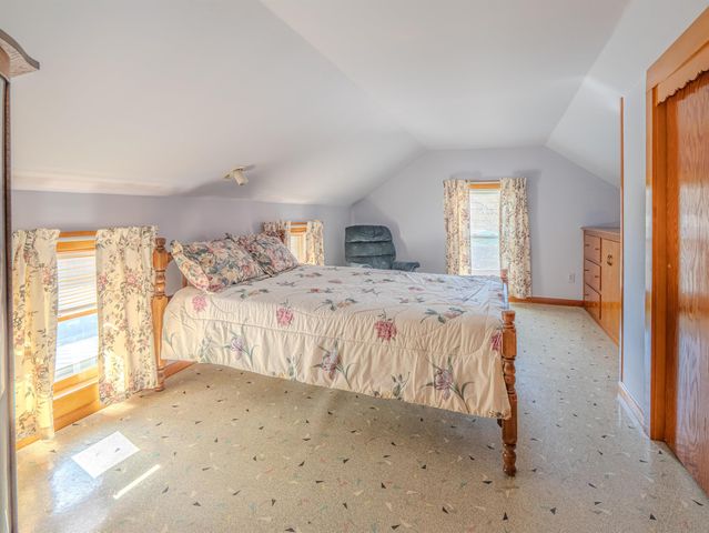 416 Upper Road, Poultney, VT 05764
