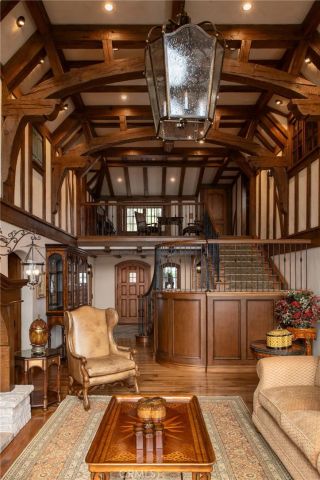 28089 Point Hamiltair, Lake Arrowhead, CA 92352