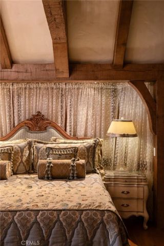 28089 Point Hamiltair, Lake Arrowhead, CA 92352