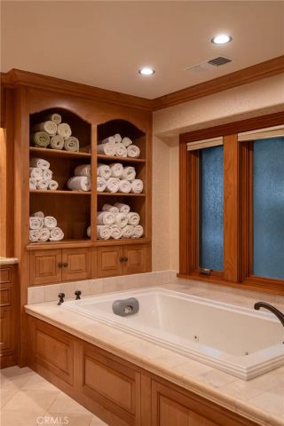 28089 Point Hamiltair, Lake Arrowhead, CA 92352