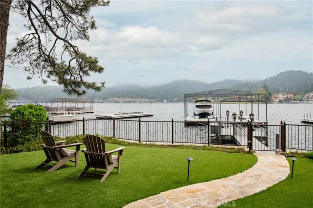 28089 Point Hamiltair, Lake Arrowhead, CA 92352