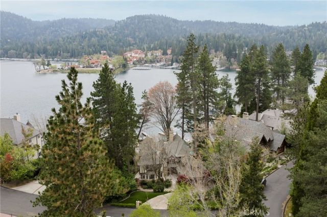 28089 Point Hamiltair, Lake Arrowhead, CA 92352