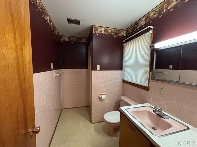 710 N Maple Street, Vandalia, MO 63382