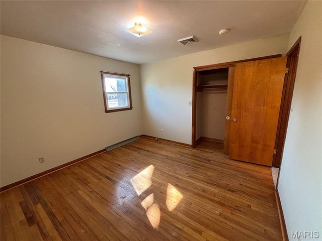 710 N Maple Street, Vandalia, MO 63382