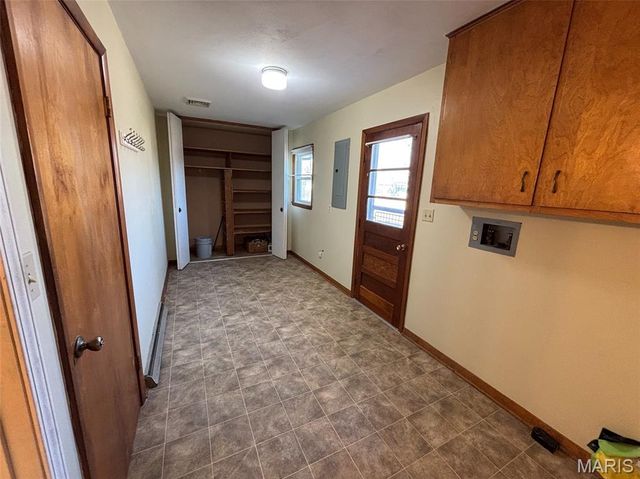 710 N Maple Street, Vandalia, MO 63382