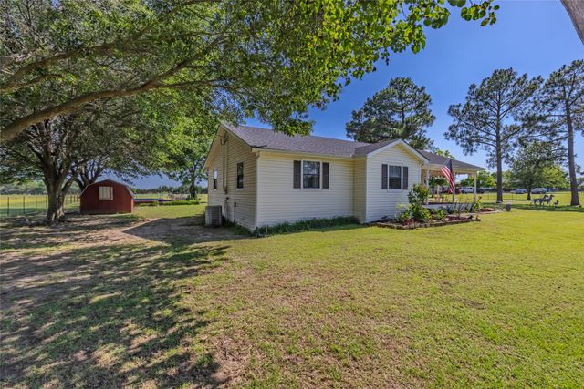 1551 County Road 3327, Greenville, TX 75402