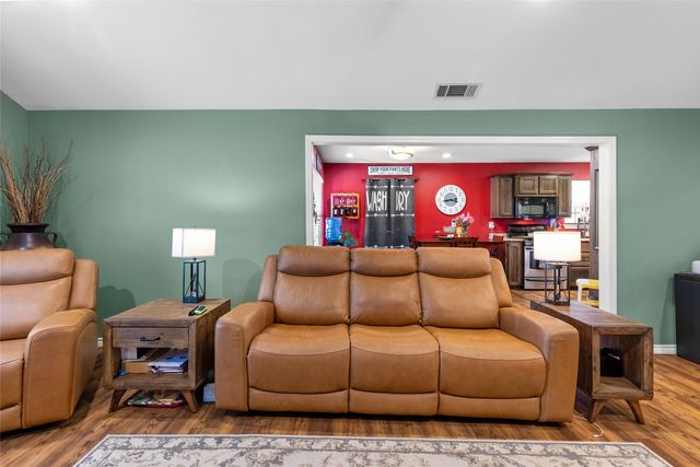 1551 County Road 3327, Greenville, TX 75402
