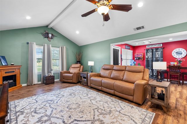 1551 County Road 3327, Greenville, TX 75402