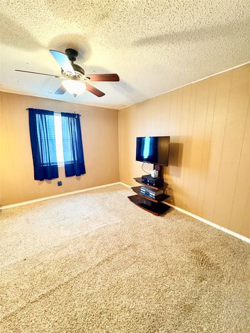 1551 County Road 3327, Greenville, TX 75402