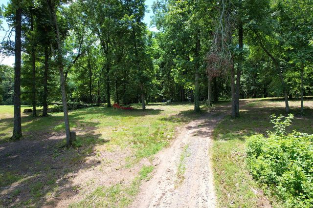 4 Hughes Road, SE, Cleveland, TN 37323