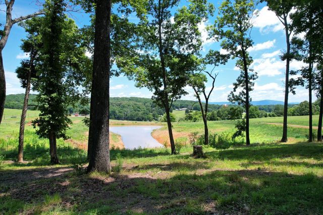 4 Hughes Road, SE, Cleveland, TN 37323