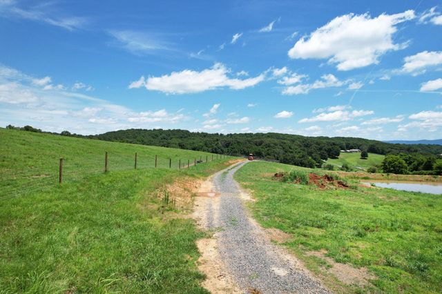 4 Hughes Road, SE, Cleveland, TN 37323