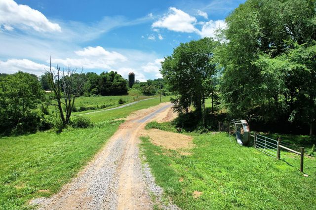 4 Hughes Road, SE, Cleveland, TN 37323