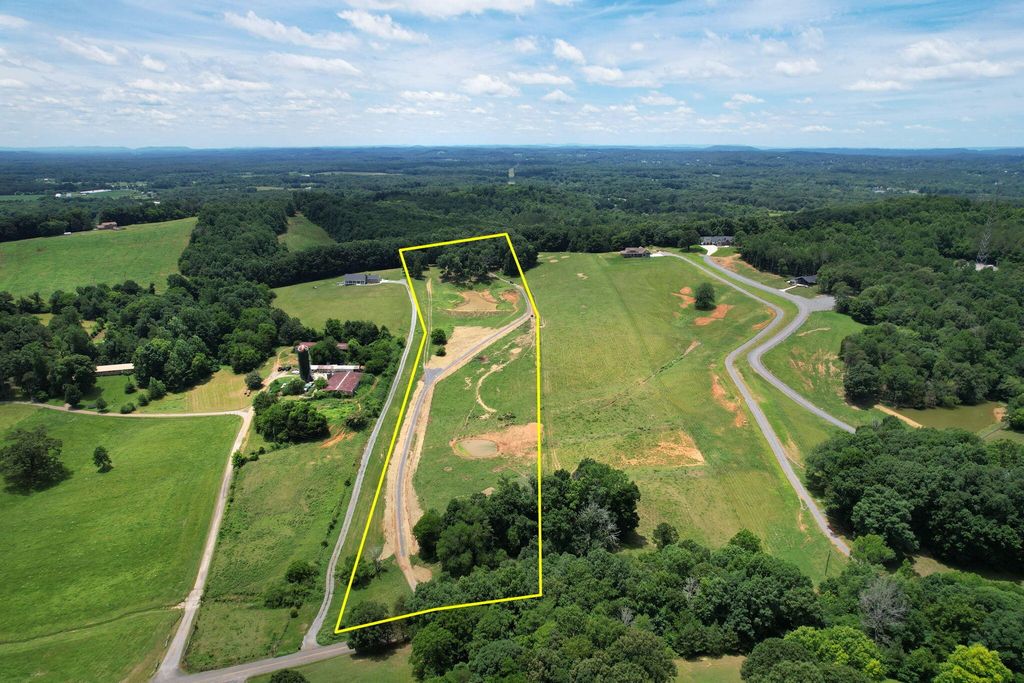 4 Hughes Road, SE, Cleveland, TN 37323