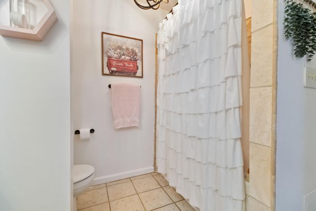 218 Chestnut Lane, Versailles, KY 40383