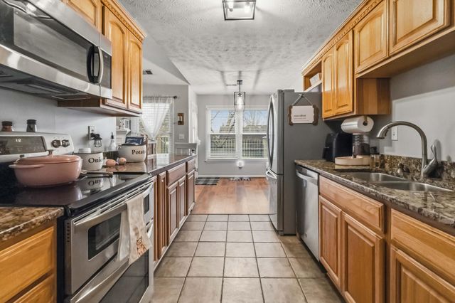 218 Chestnut Lane, Versailles, KY 40383