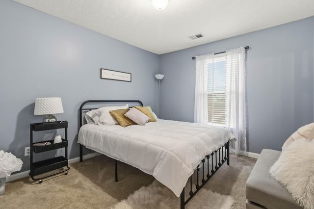 218 Chestnut Lane, Versailles, KY 40383