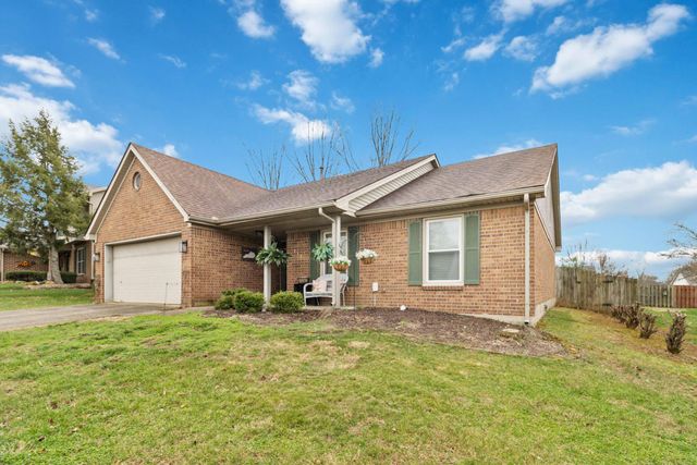 218 Chestnut Lane, Versailles, KY 40383