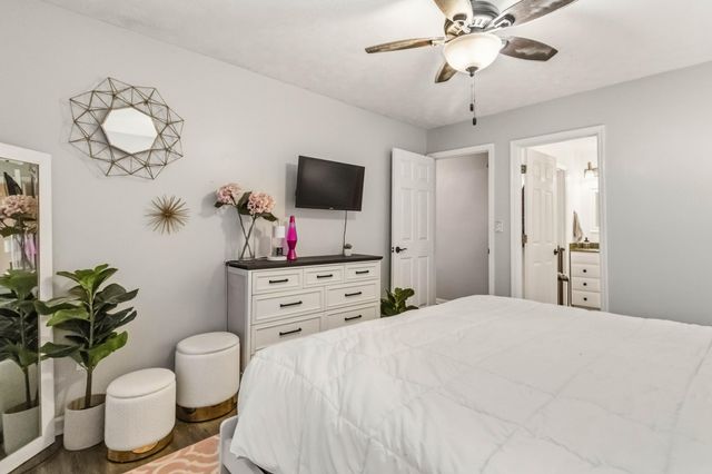 218 Chestnut Lane, Versailles, KY 40383