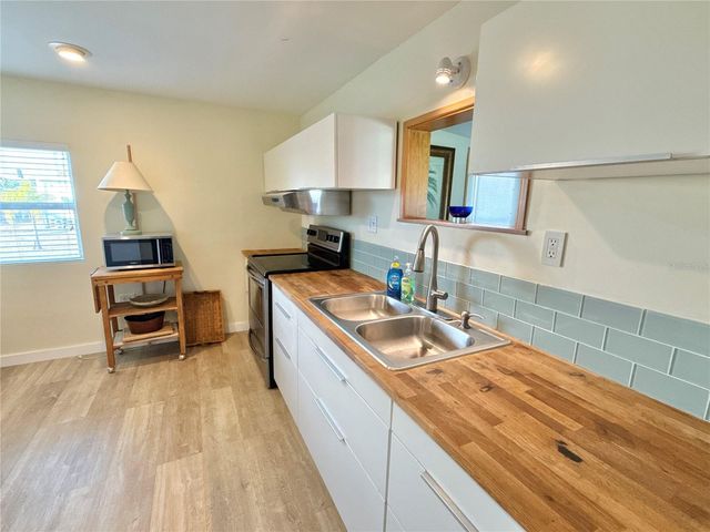 340 MOUNT OAK AVENUE NE 754, St Petersburg, FL 33702