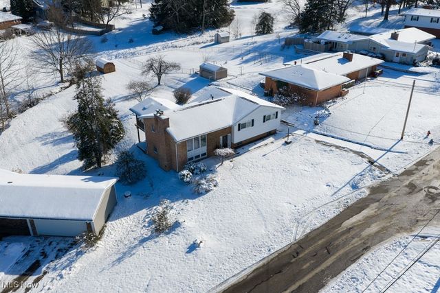 200 Brentwood Street, Marietta, OH 45750