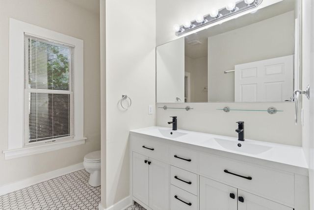 770 Maple Avenue, Lexington, KY 40508