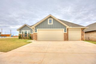 12033 NW 121st Circle, Yukon, OK 73099