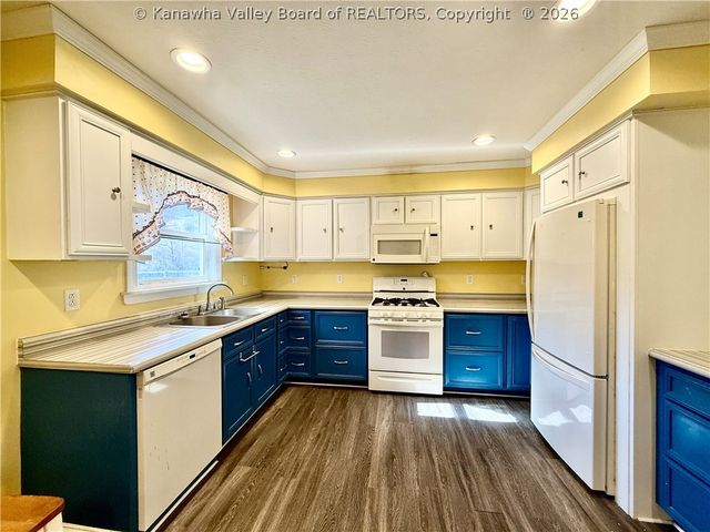 3395 Servia Elmira Road, Duck, WV 25063