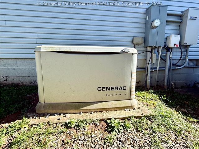 3395 Servia Elmira Road, Duck, WV 25063