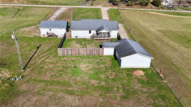 3395 Servia Elmira Road, Duck, WV 25063