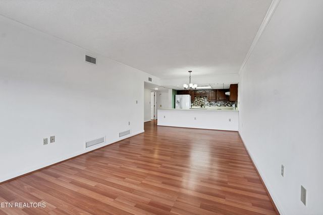 411 Regal Tower 411, Maryville, TN 37804