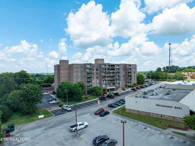 411 Regal Tower 411, Maryville, TN 37804