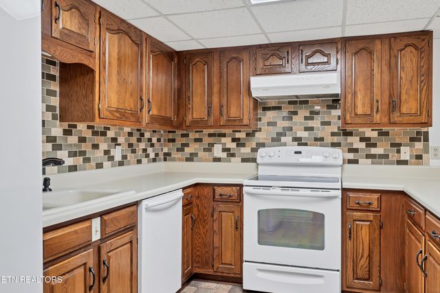 411 Regal Tower 411, Maryville, TN 37804