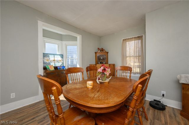 204 S Main Street, Tuscarawas, OH 44682