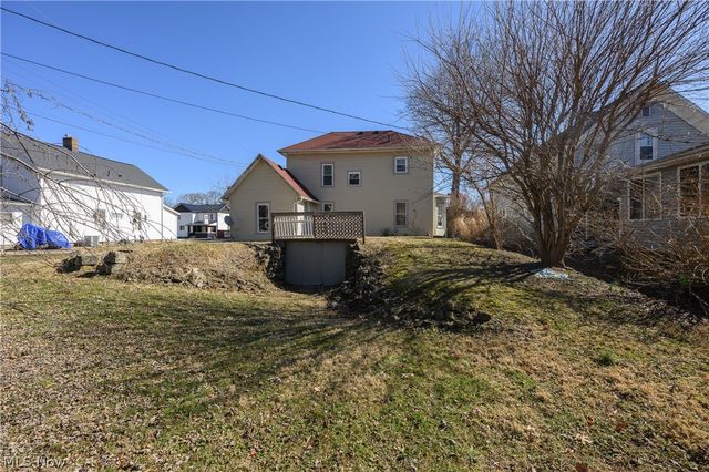 204 S Main Street, Tuscarawas, OH 44682