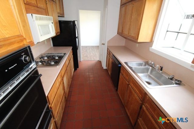 502 S 9th Street, Copperas Cove, TX 76522