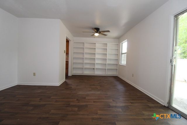 502 S 9th Street, Copperas Cove, TX 76522
