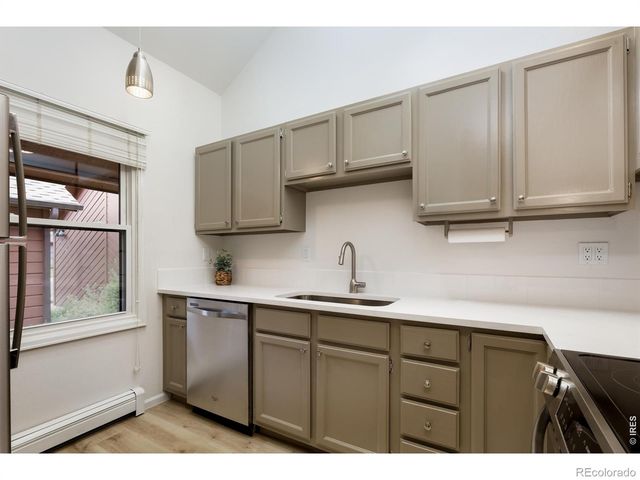 3118 Bell Drive, Boulder, CO 80301