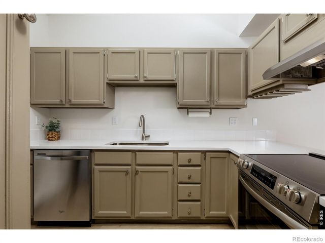 3118 Bell Drive, Boulder, CO 80301