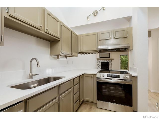 3118 Bell Drive, Boulder, CO 80301