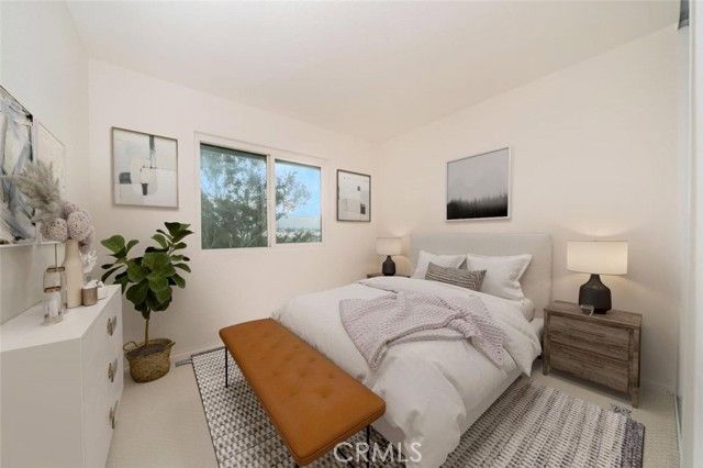 1118 Fallbrook, Corona, CA 92880