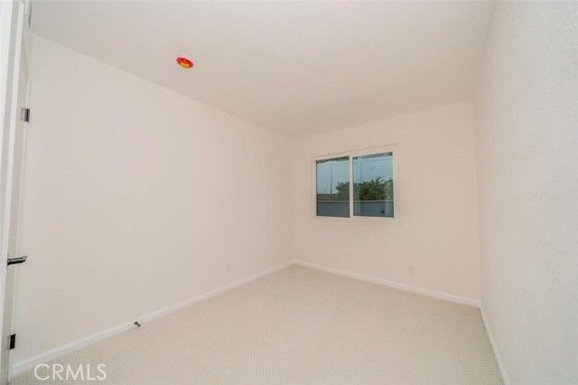 1118 Fallbrook, Corona, CA 92880