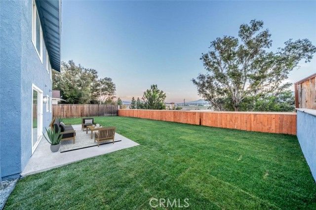 1118 Fallbrook, Corona, CA 92880