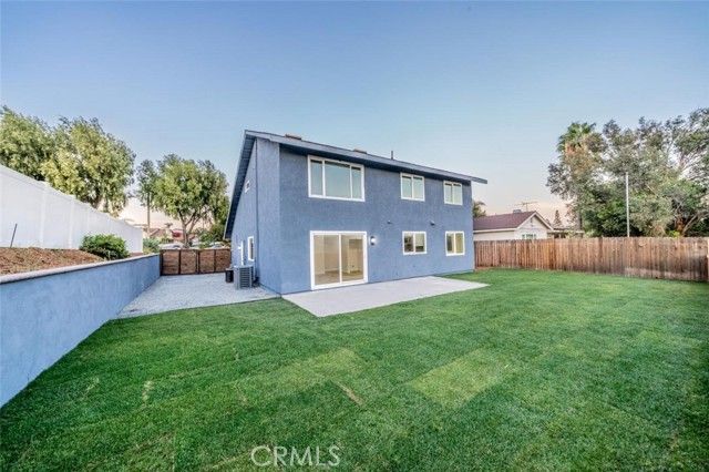 1118 Fallbrook, Corona, CA 92880