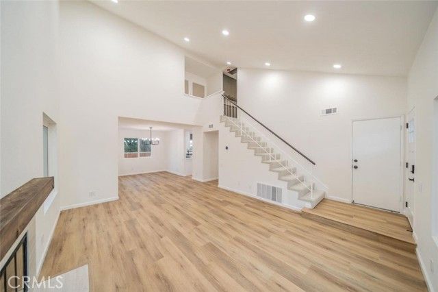 1118 Fallbrook, Corona, CA 92880