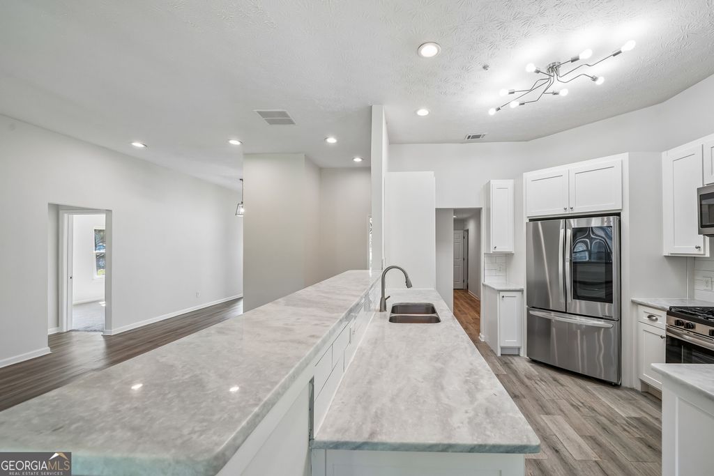 3725 Bradford Walk Trail, Buford, GA 30519 — photo 2
