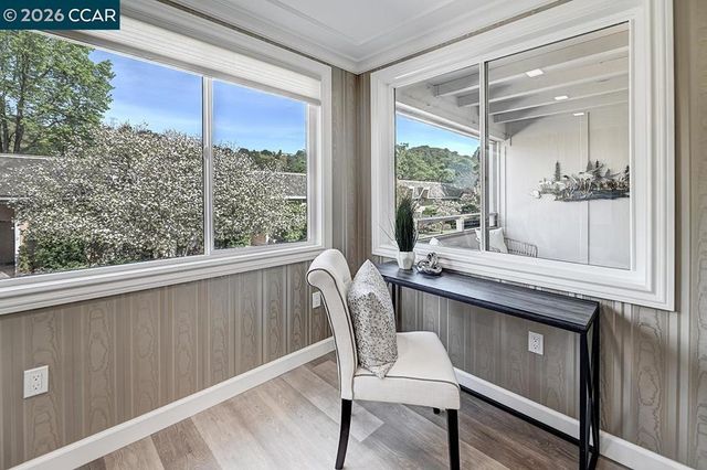 3410 Tice Creek 4, Walnut Creek, CA 94595